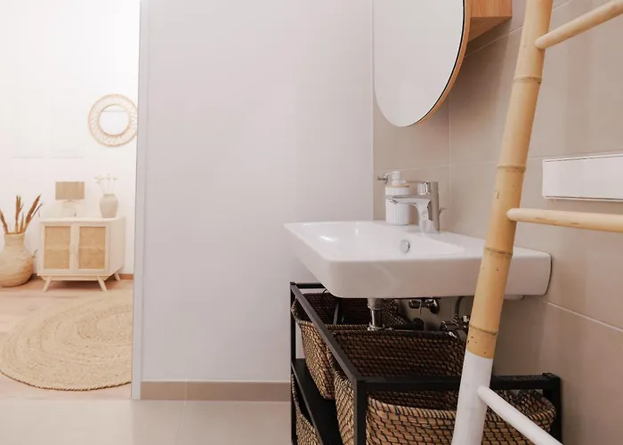 Designer - 10 Min Center - U3 Metro *